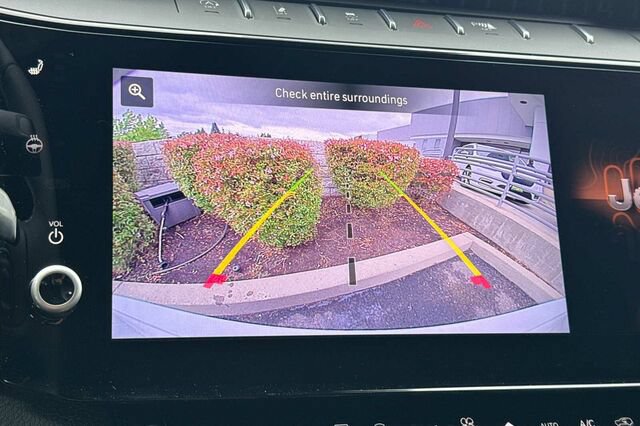 New 2026 Jeep Grand Cherokee Altitude AWD/4WD image 17