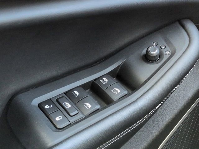 Certified 2022 Jeep Grand Cherokee L Laredo image 24