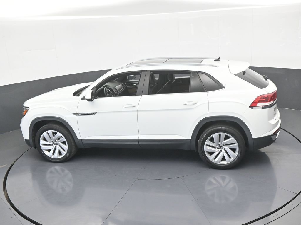Used 2021 Volkswagen Atlas Cross Sport SE w/ Panoramic Sunroof Package image 53