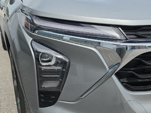 Certified 2026 Chevrolet Trax LT FWD image 10
