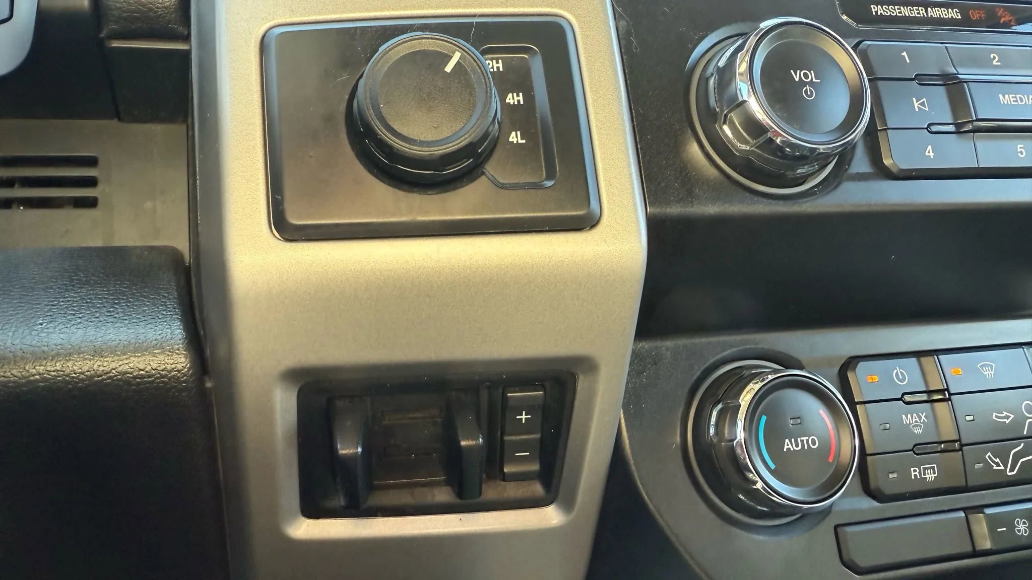 Used 2021 Ford F250 Lariat image 20