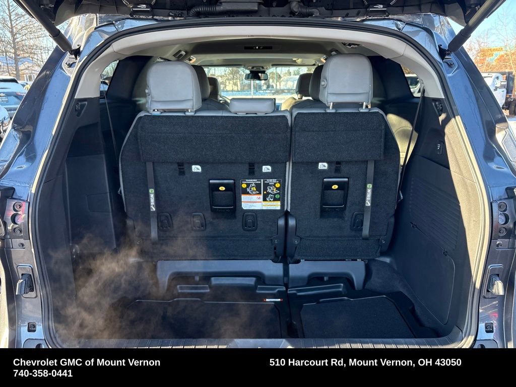 Used 2025 Toyota Sienna XLE w/ XLE Plus Package image 29