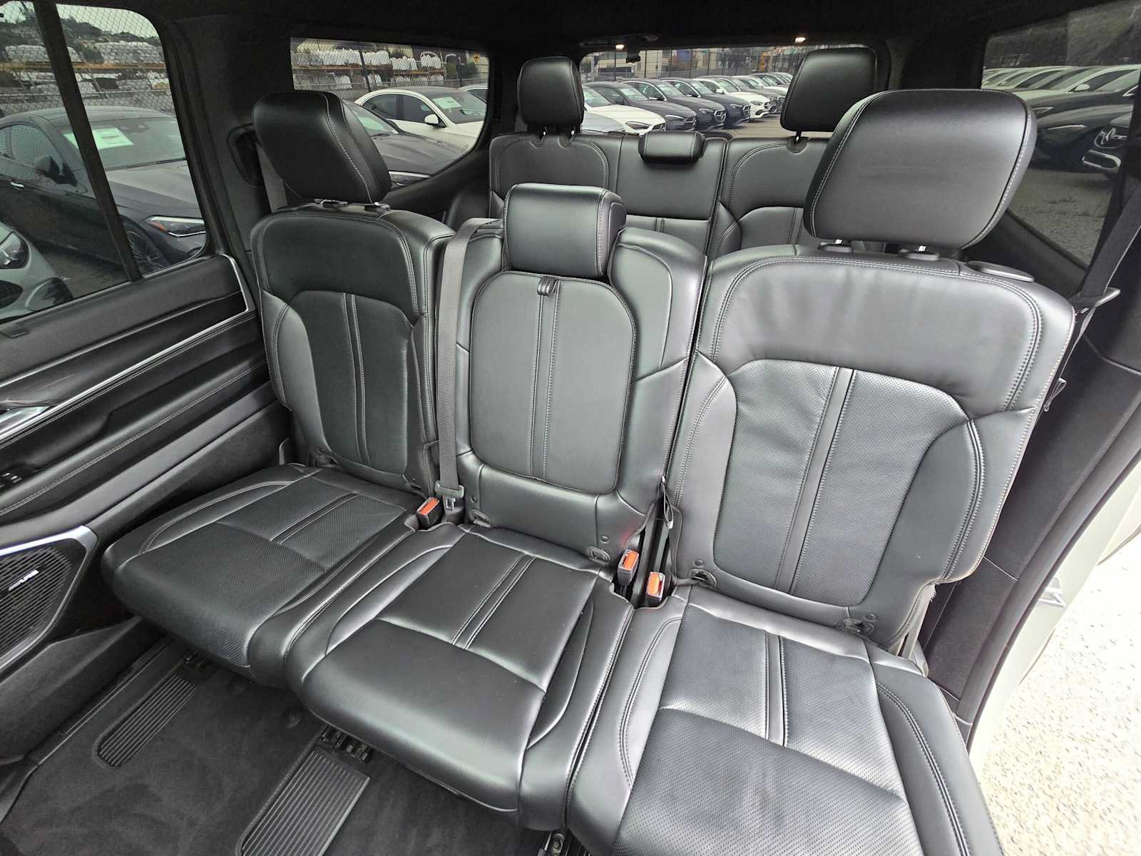 Used 2022 Jeep Wagoneer Series I w/ Convenience Group I RWD image 17