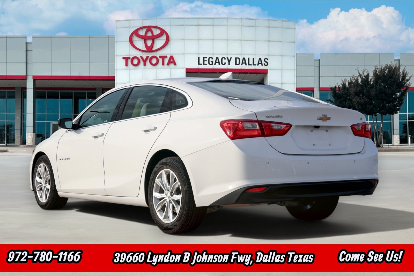 Used 2024 Chevrolet Malibu LT FWD image 8