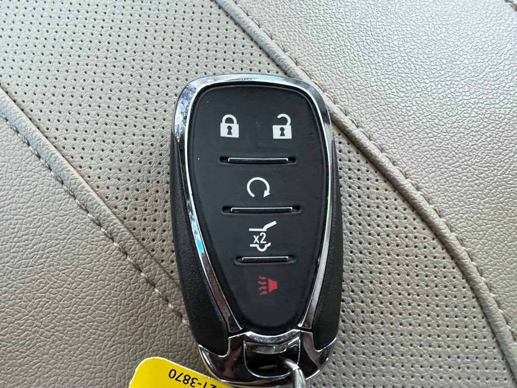 Used 2023 Chevrolet Traverse Premier AWD/4WD image 53