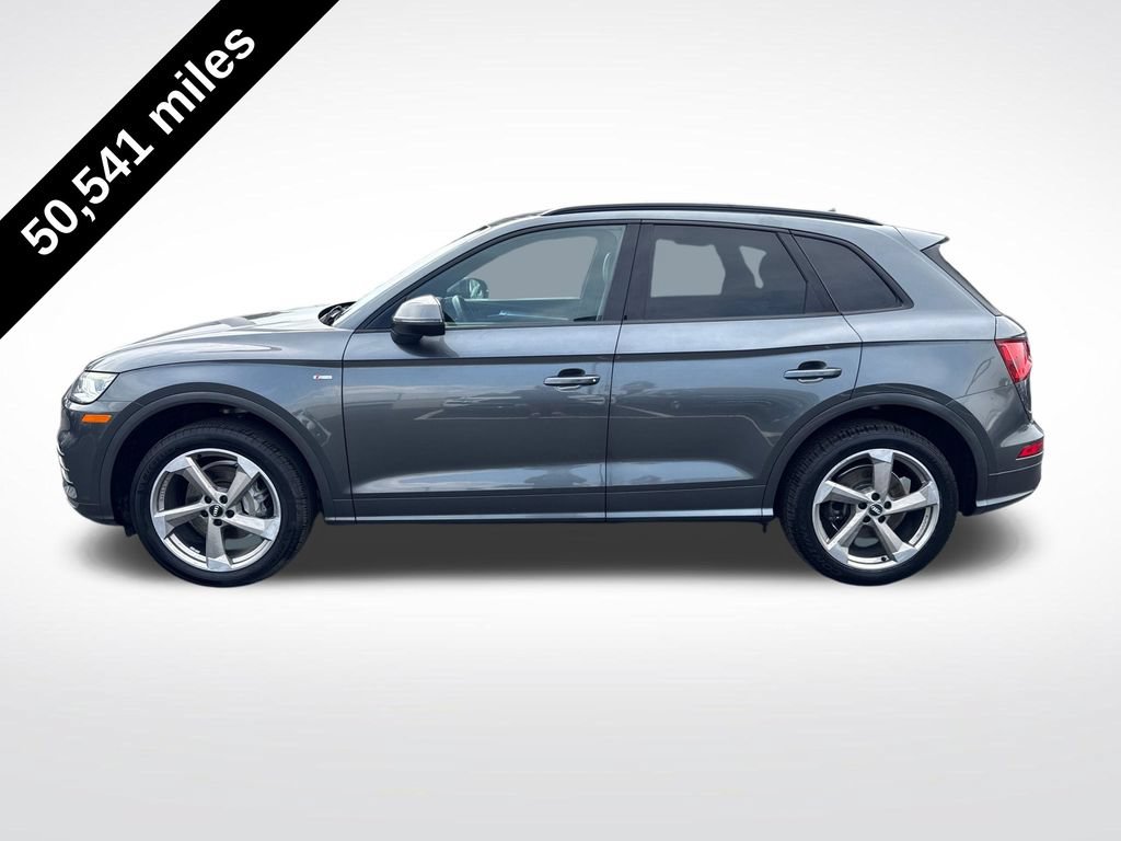 Used 2020 Audi Q5 2.0T Titanium Premium Plus w/ Premium Plus Package AWD/4WD image 2
