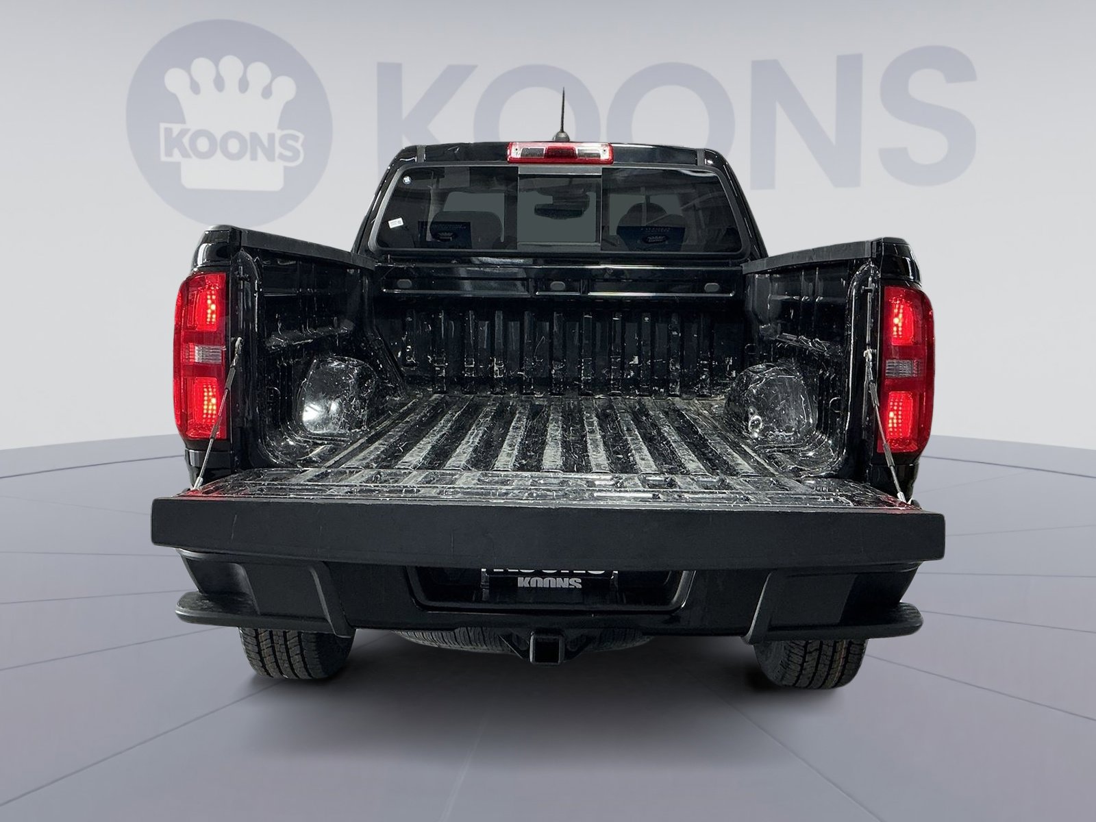 Used 2017 Chevrolet Colorado LT w/ LT Convenience Package image 32