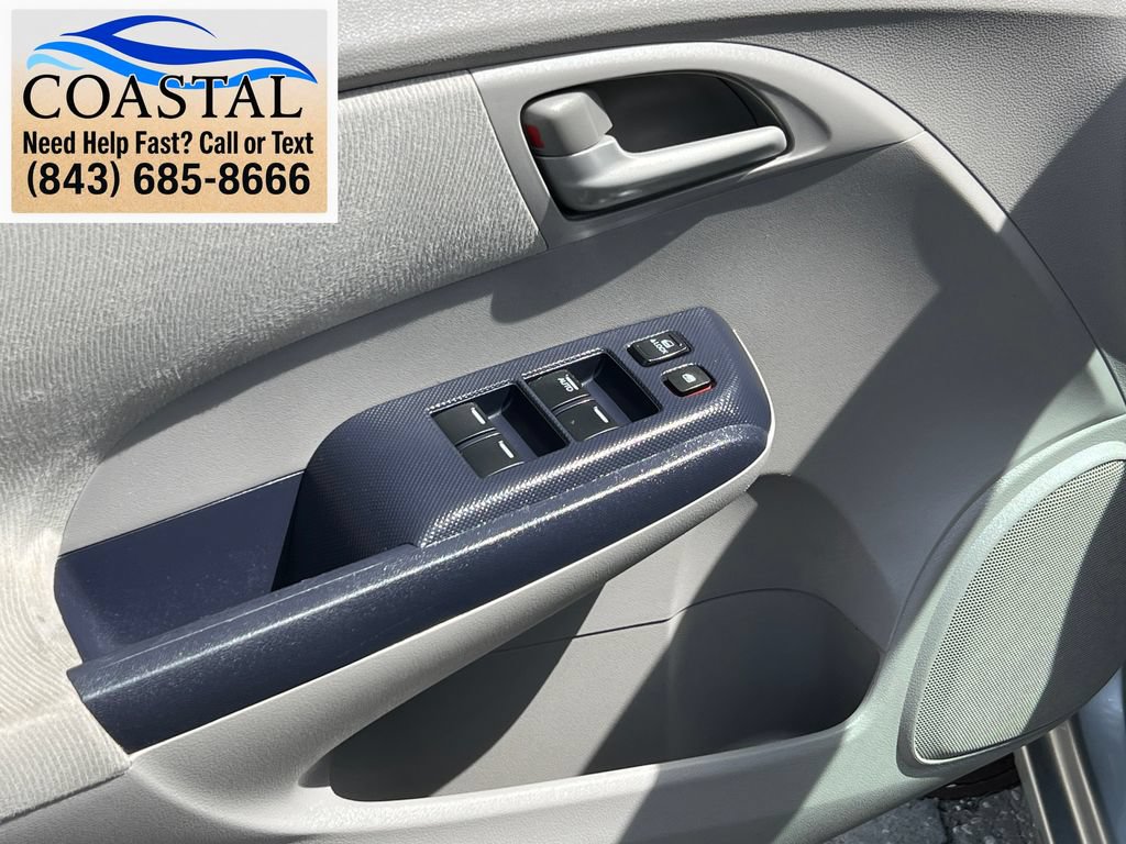 Used 2010 Honda Insight EX image 6