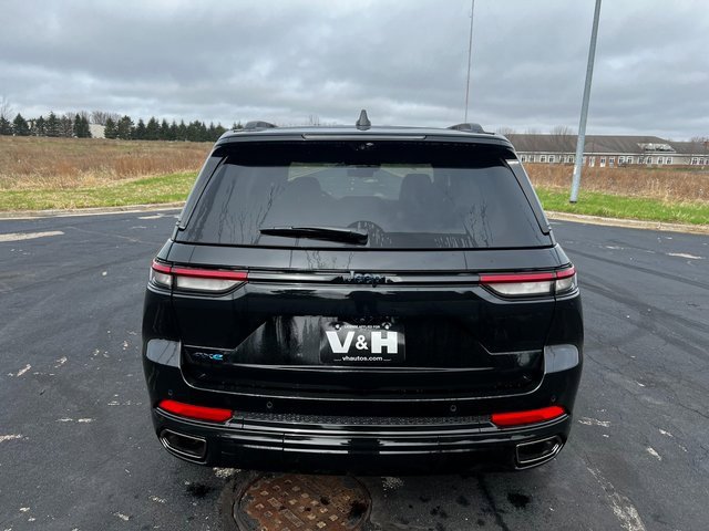 Used 2024 Jeep Grand Cherokee Limited 4xe image 4