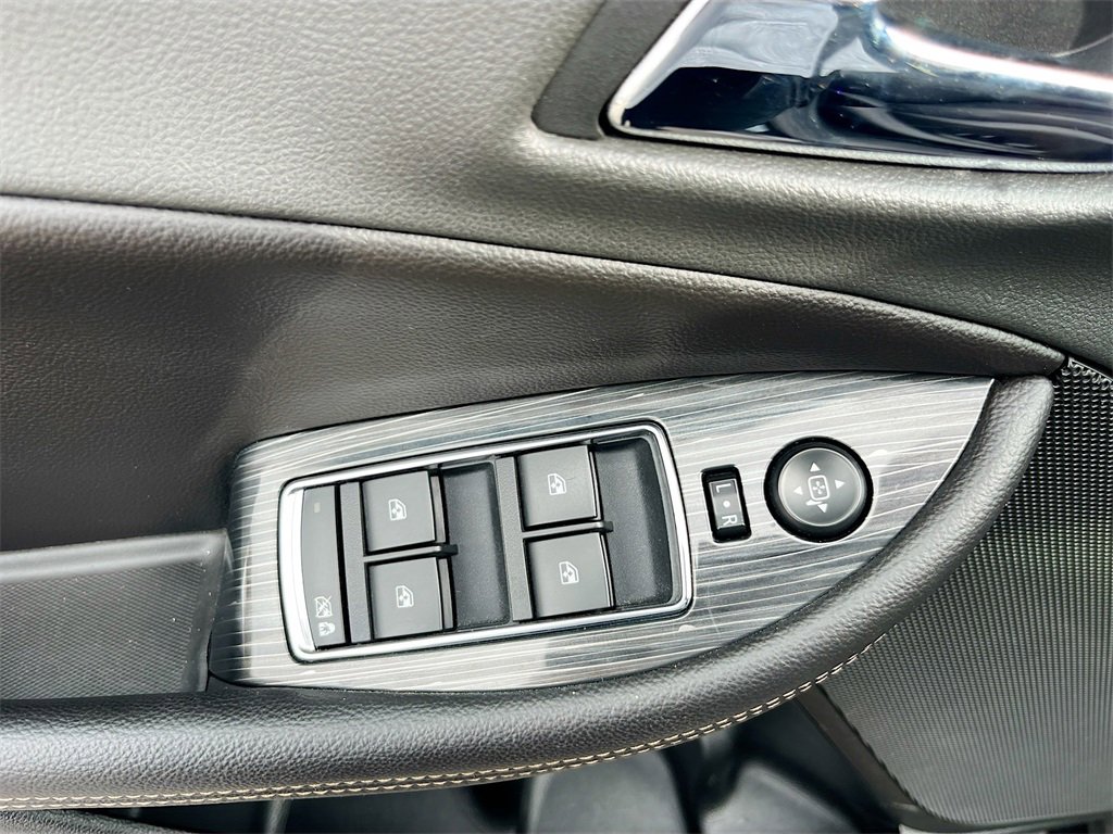 Used 2020 Chevrolet Impala LT image 17