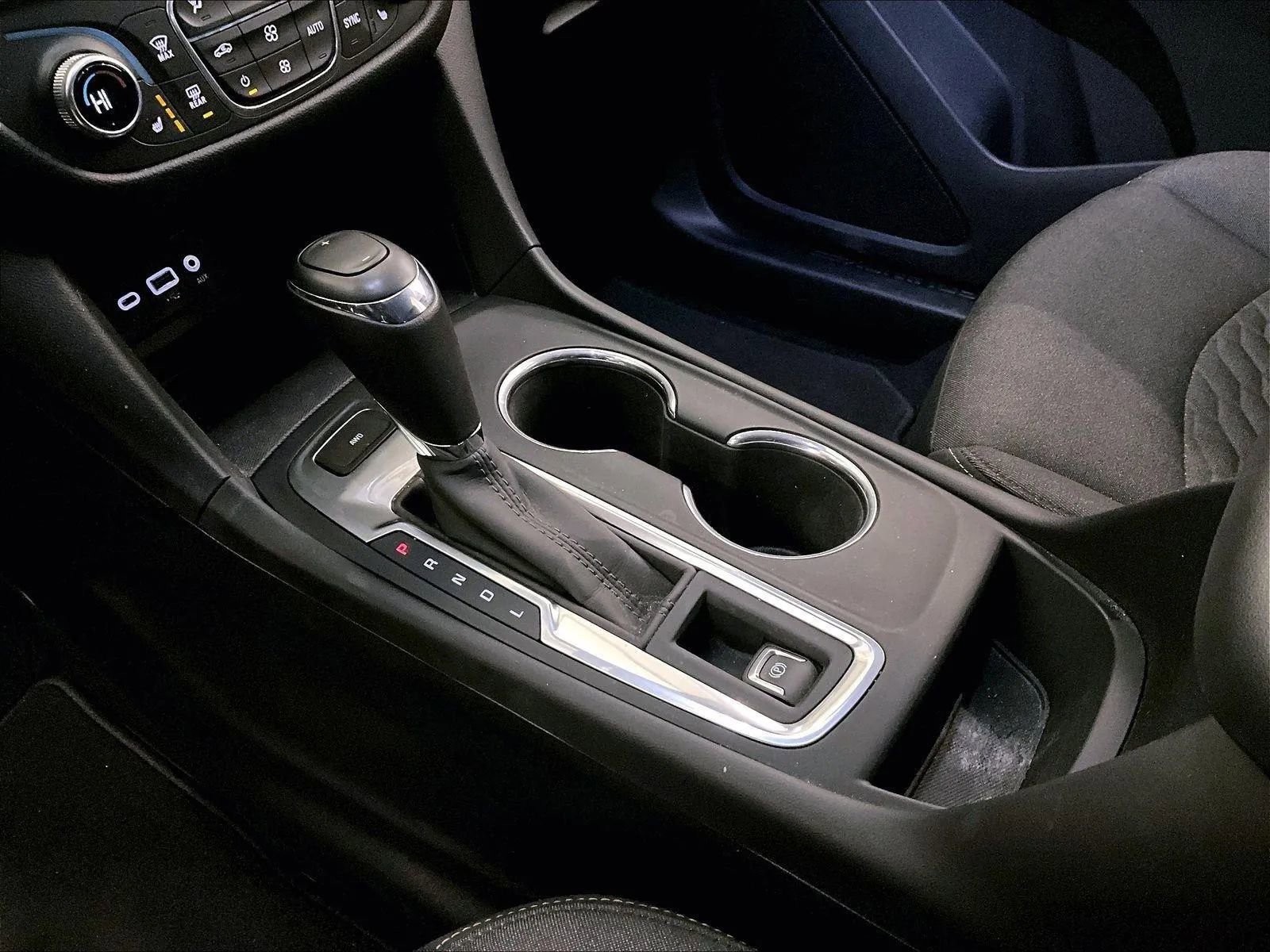 Used 2019 Chevrolet Equinox LT image 16