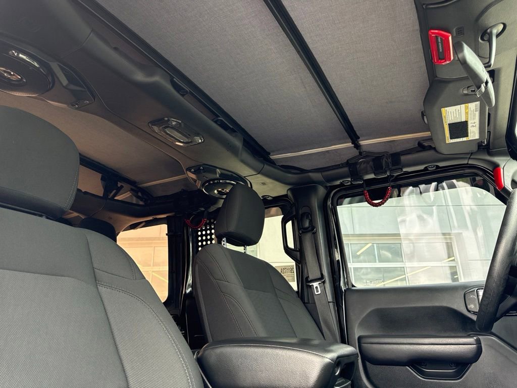 Used 2018 Jeep Wrangler Unlimited Sport AWD/4WD image 47