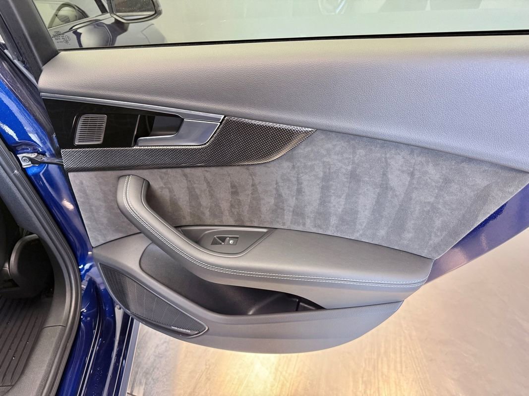 Used 2021 Audi S4 Premium Plus w/ Premium Plus Package image 19