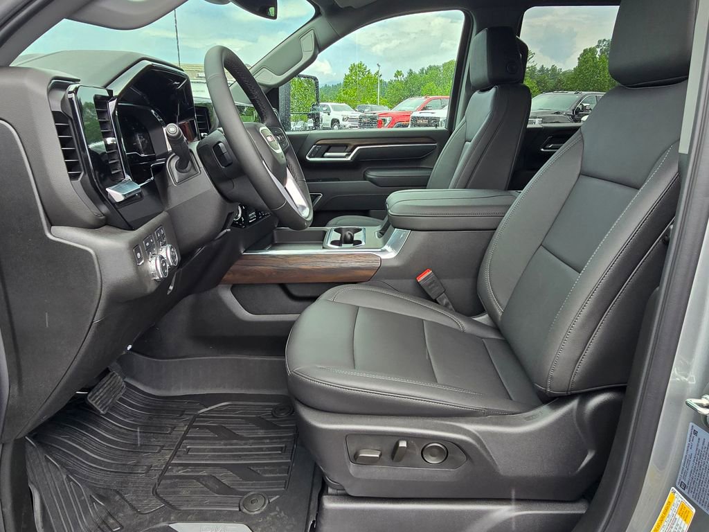 New 2025 GMC Sierra 2500 SLT image 4