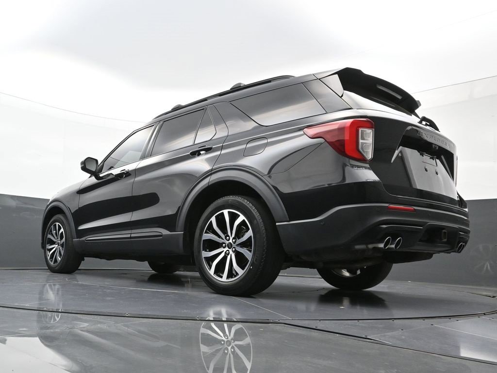 Used 2020 Ford Explorer ST w/ Premium Technology Package image 26
