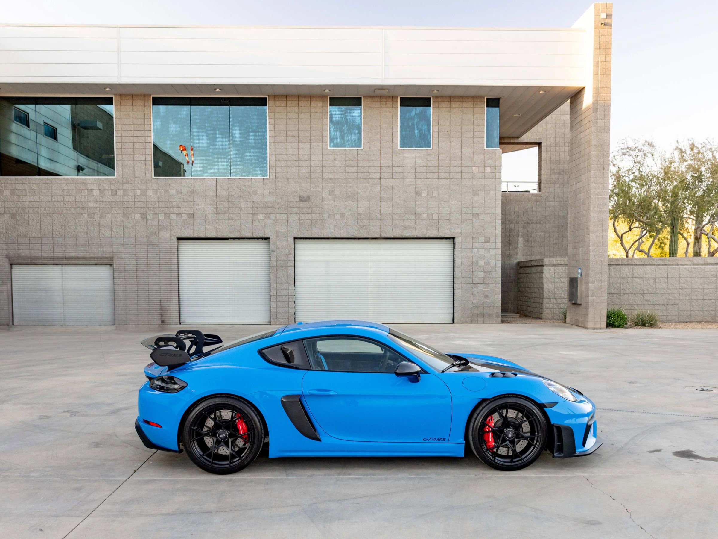 Used 2024 Porsche 718 Cayman GT4 RS image 28