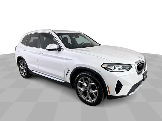 Used 2023 BMW X3 xDrive30i w/ Premium Package AWD/4WD image 2