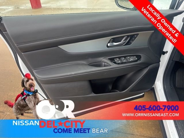 New 2025 Nissan Murano SL w/ Cargo Package AWD/4WD image 13