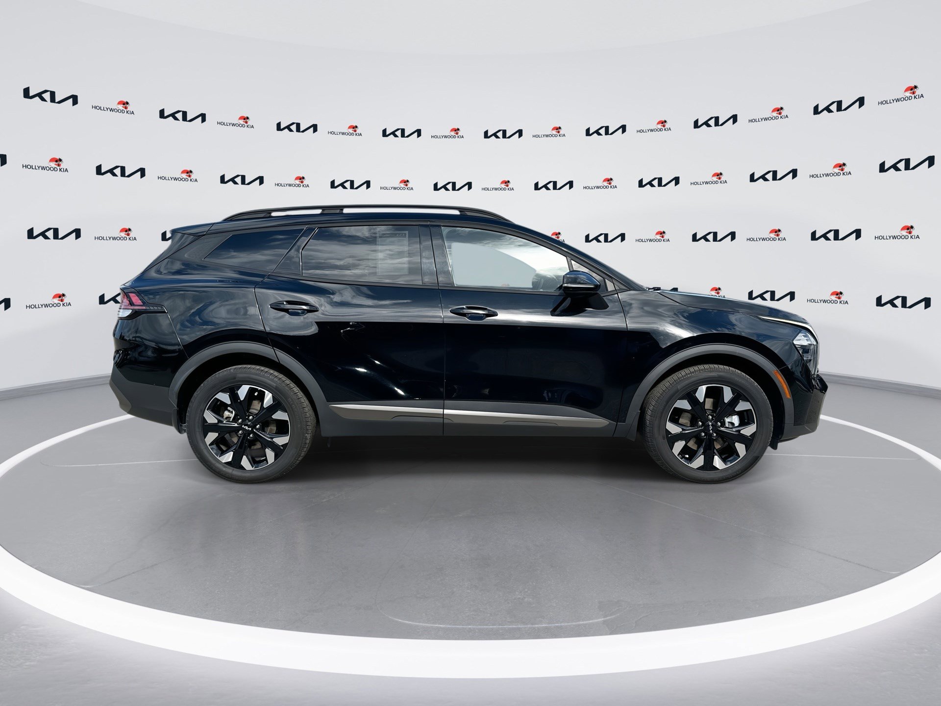 Certified 2023 Kia Sportage X-Line w/ X-Line Premium Package AWD/4WD image 9