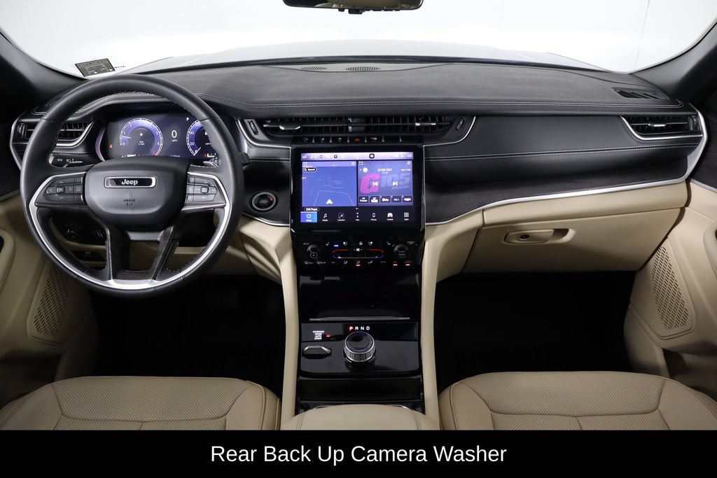 Used 2023 Jeep Grand Cherokee L Limited w/ Luxury Tech Group II AWD/4WD image 13