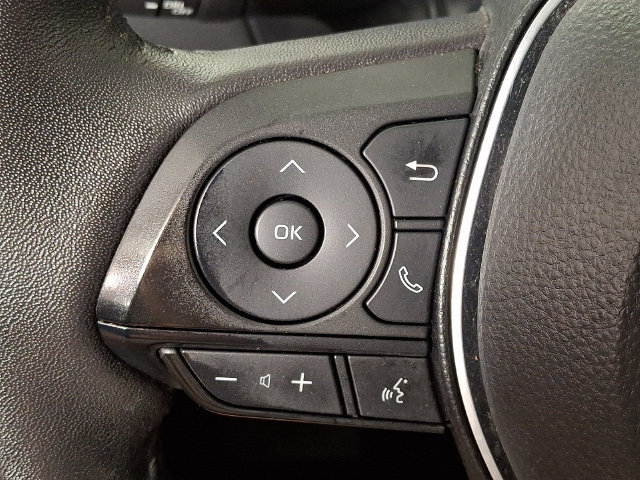 Used 2022 Toyota RAV4 XLE Premium AWD/4WD image 21
