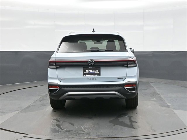 New 2026 Volkswagen Taos SEL image 6