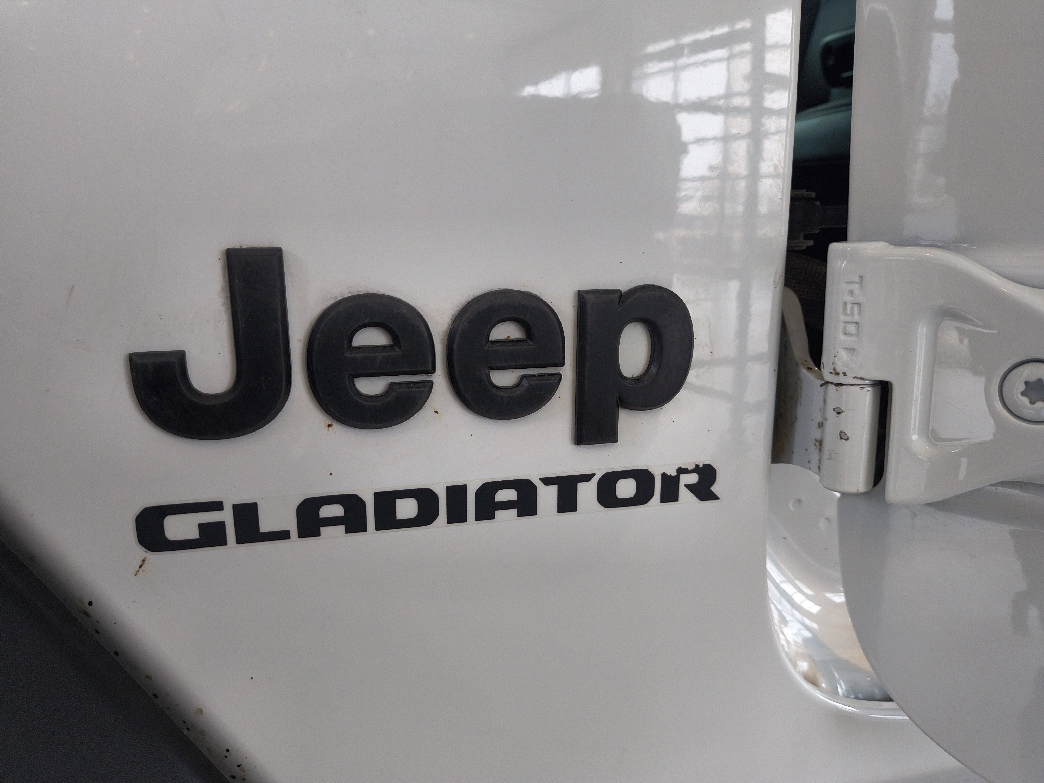 Used 2020 Jeep Gladiator Sport w/ Quick Order Package 24S image 29