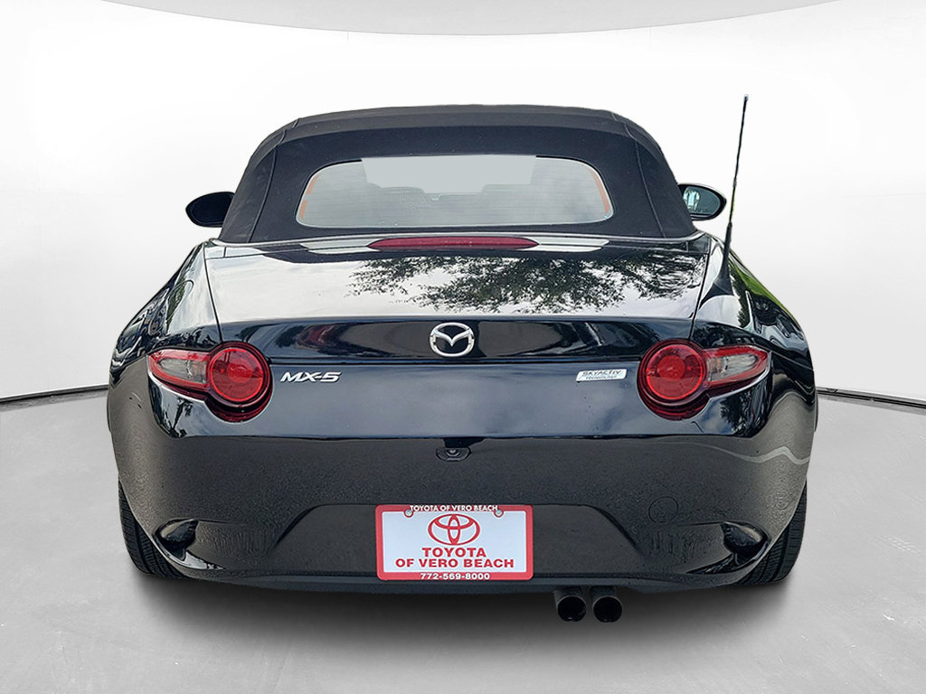 Used 2019 MAZDA MX-5 Miata Sport w/ I-ACTIVSENSE Sport Package RWD image 5