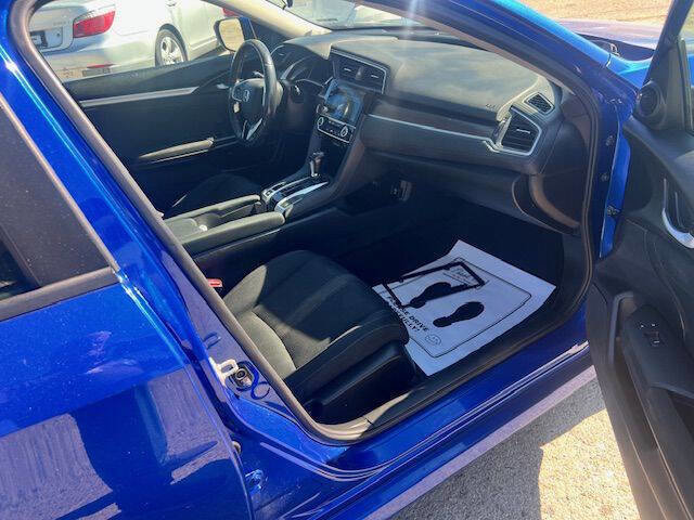 Used 2019 Honda Civic EX image 16