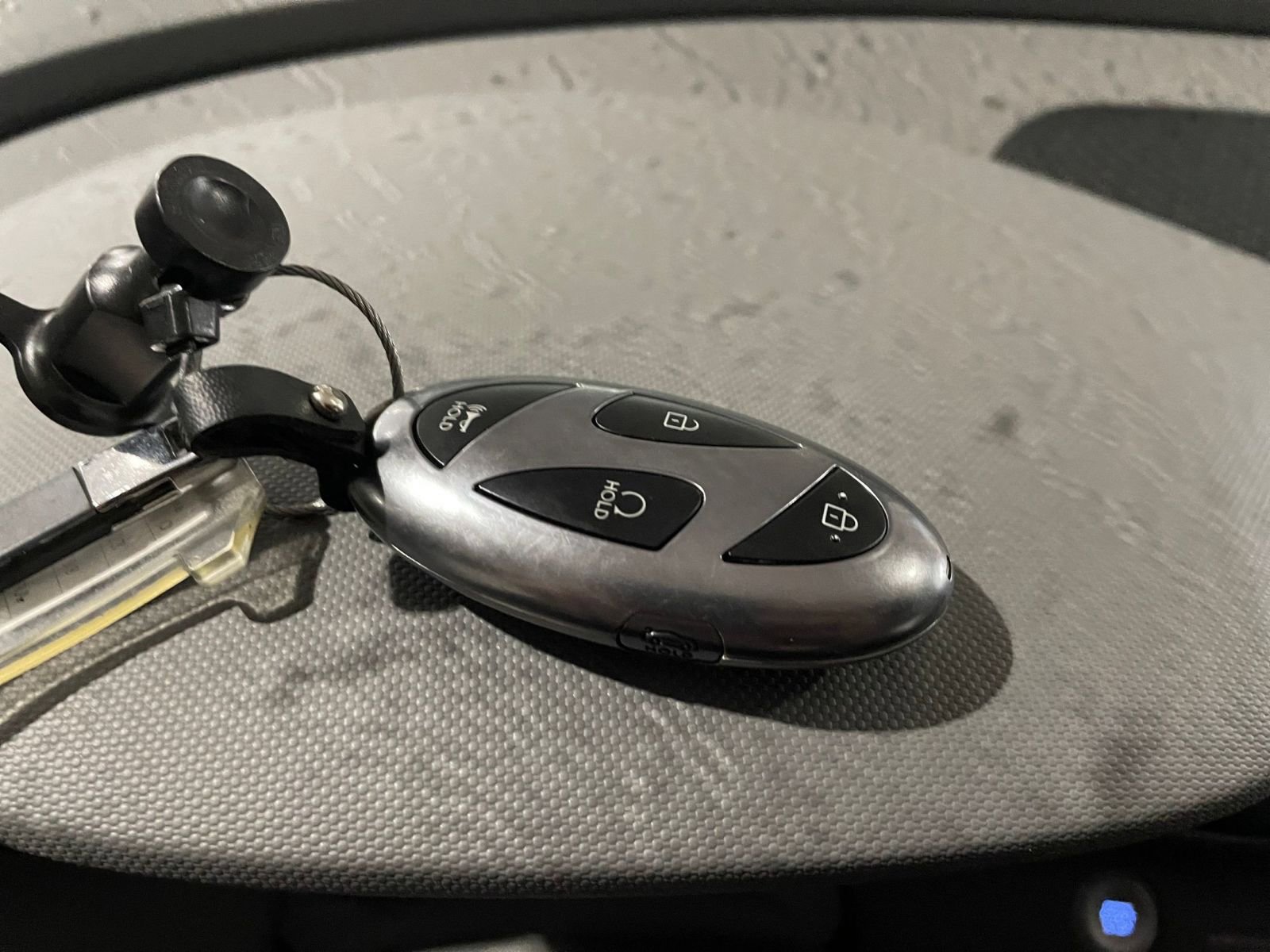 Used 2025 Hyundai Elantra SEL FWD image 24