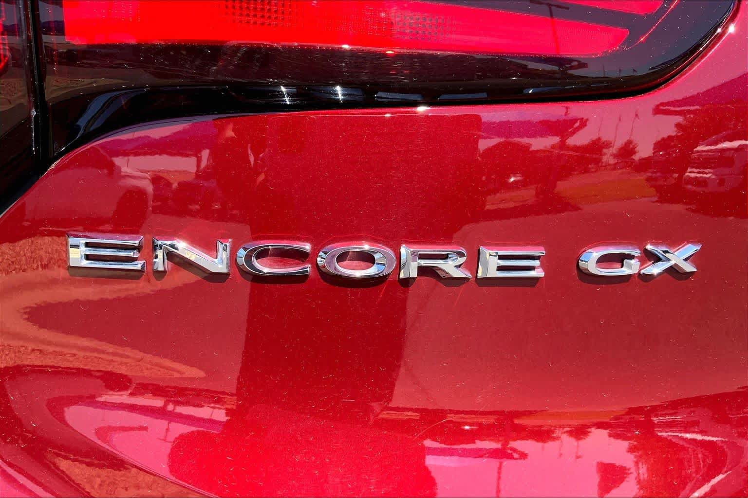 Certified 2022 Buick Encore GX Preferred FWD image 10