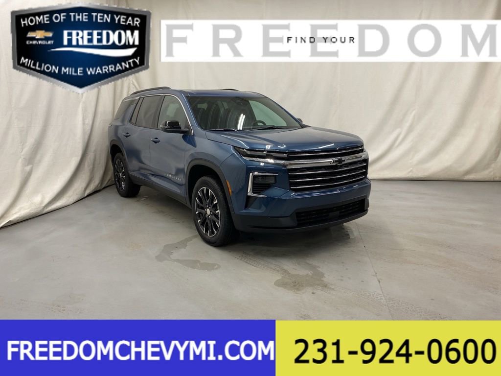 New 2026 Chevrolet Traverse LT w/ Sun and Wheel Package