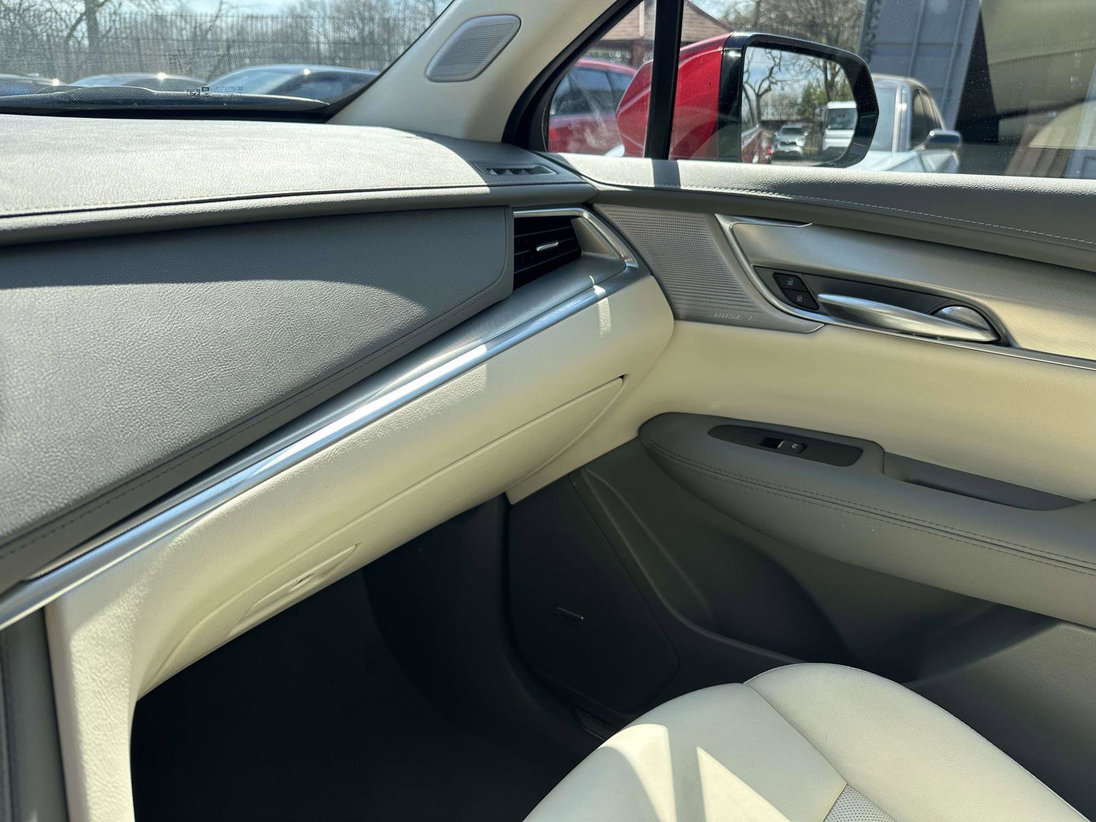 Certified 2023 Cadillac XT5 Premium Luxury image 21