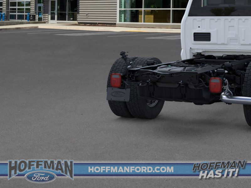 New 2025 Ford F550 4x4 Regular Cab Super Duty image 31
