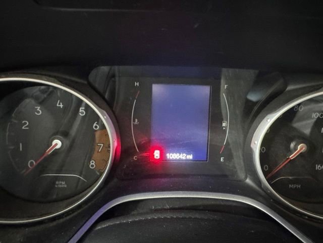 Used 2019 Jeep Compass Latitude FWD image 14