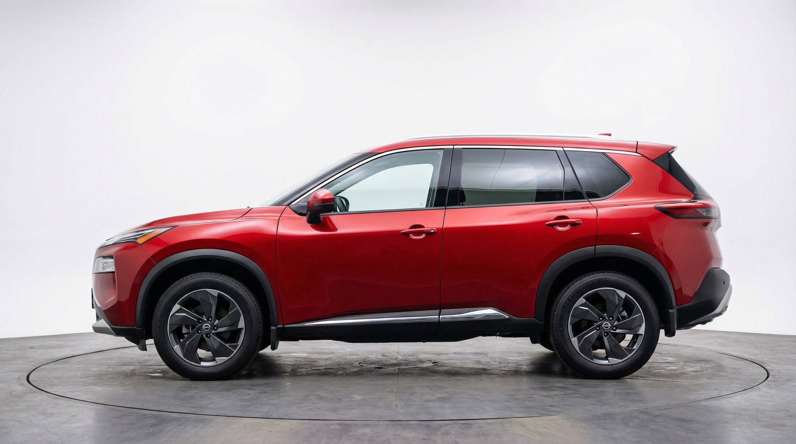Used 2025 Nissan Rogue SV AWD/4WD image 5