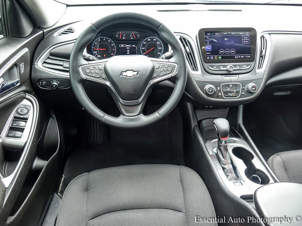 Used 2023 Chevrolet Malibu RS FWD image 19