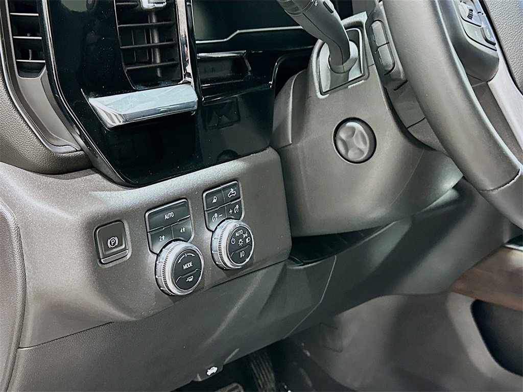 Used 2024 GMC Sierra 1500 SLT w/ SLT Premium Plus Package image 10