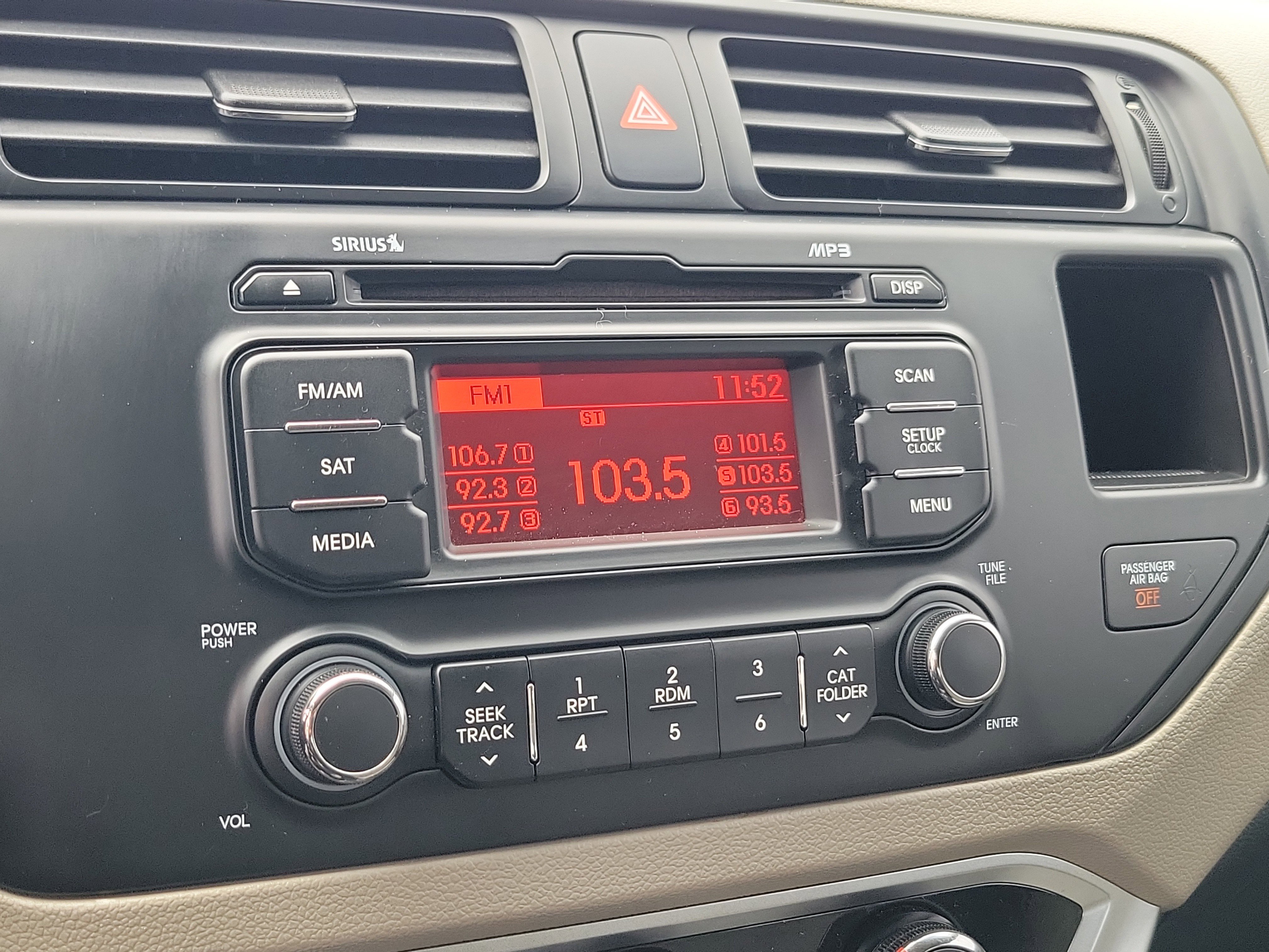 Used 2014 Kia Rio LX FWD image 29