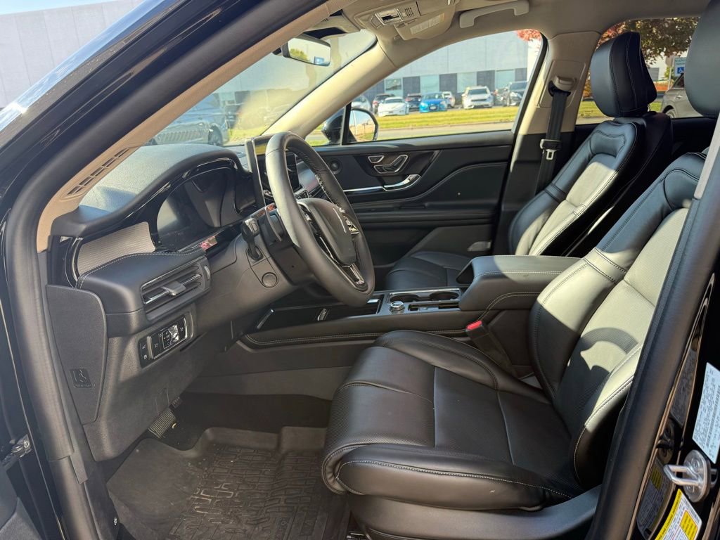 New 2025 Lincoln Corsair Grand Touring w/ Equipment Group 302A image 9