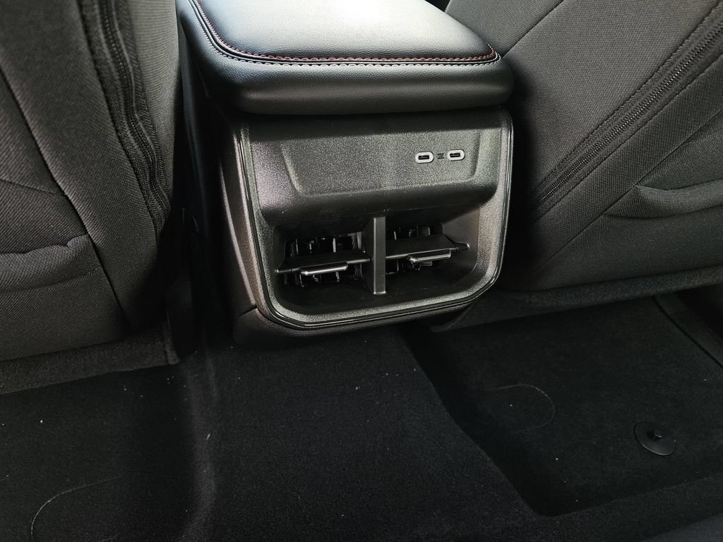 New 2026 Dodge Charger R/T w/ Blacktop Package AWD/4WD image 8