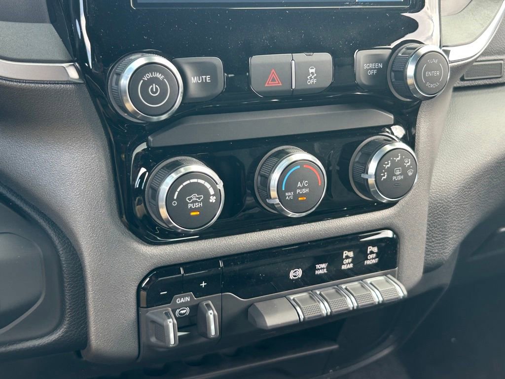 New 2025 RAM 2500 Big Horn image 35