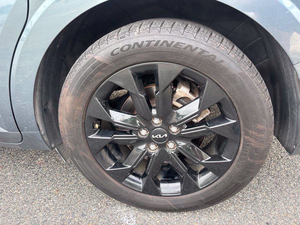 Used 2022 Kia Carnival SX FWD image 27