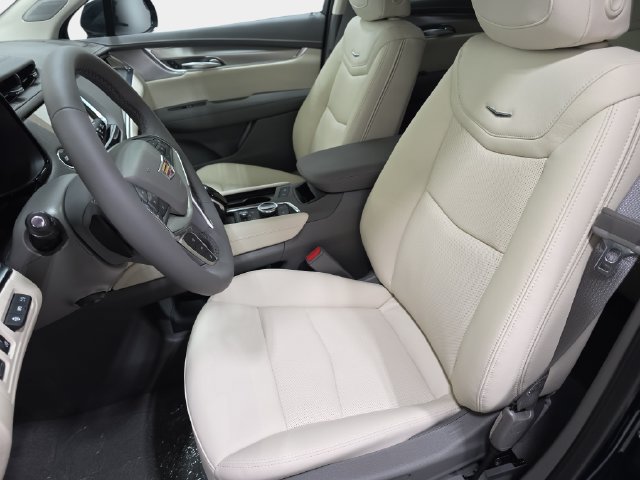 New 2026 Cadillac XT5 Premium Luxury AWD/4WD image 11