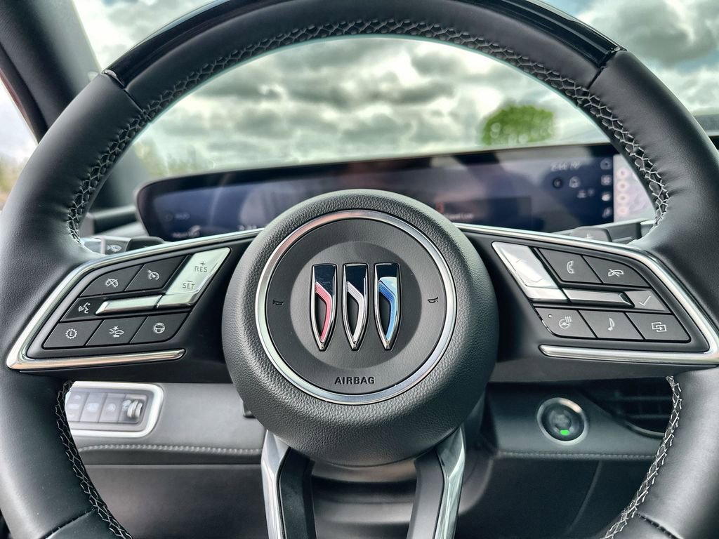 New 2026 Buick Enclave Avenir w/ Super Cruise Package image 33