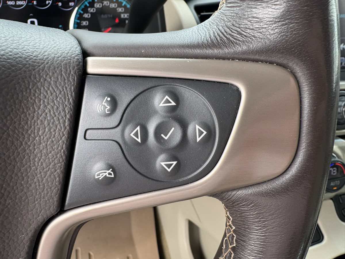Used 2018 GMC Yukon Denali w/ Open Road Package RWD image 24