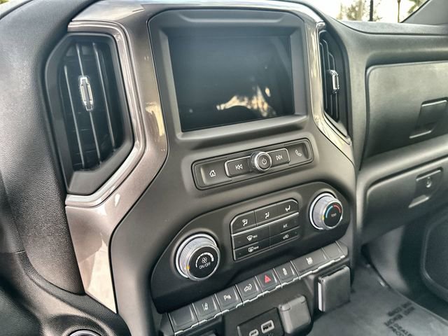 Used 2025 Chevrolet Silverado 2500 Custom w/ Custom Value Package image 25