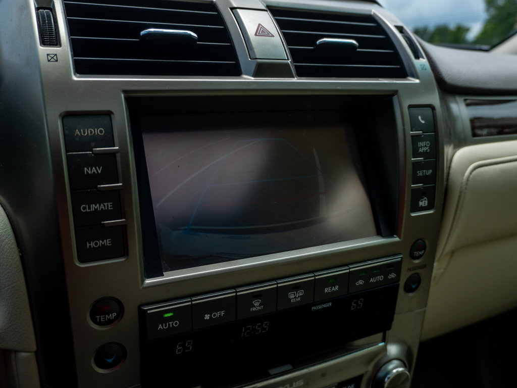 Used 2014 Lexus GX 460 Luxury AWD/4WD image 26