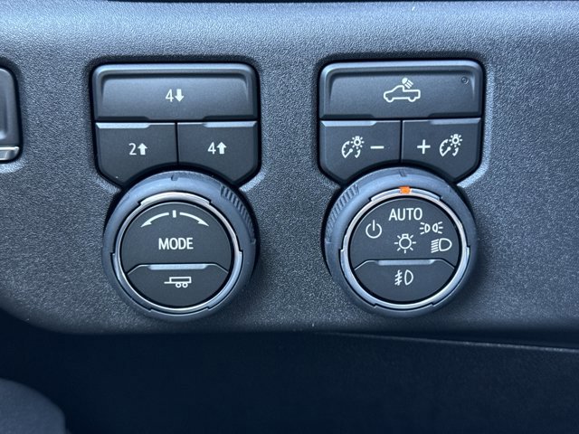New 2026 Chevrolet Silverado 3500 LT w/ Convenience Package image 20