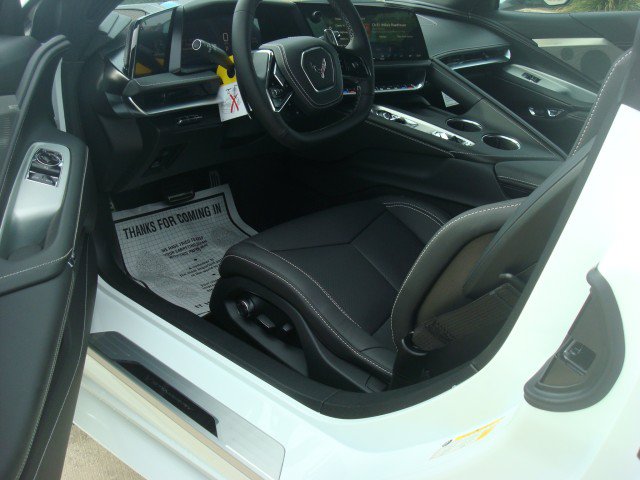 New 2027 Chevrolet Corvette Stingray Coupe w/ Z51 Performance Package RWD image 11